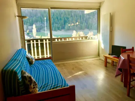 Studio Cabine avec Balcon Proche Centre et Pistes, Parking et Navette Gratuite - Photo 1