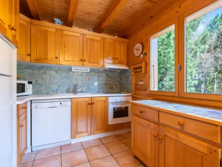 Chalet lumineux proche pistes : garage, Wi-Fi, 8-9 pers, 3*** - Photo 3