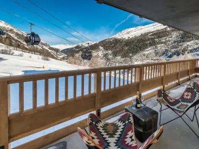 Appartement à Tignes Les Boisses, Appartement Premium 3 Pièces - Ski aux Pieds, Spa et Services Hôteliers Inclus à Tignes - L881676