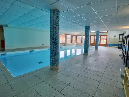 Appartement 6 pers, piscine, parking, pied des pistes, Flumet - Photo 10