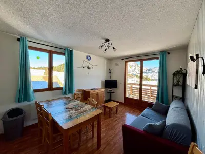 Appartement à Le Dévoluy, 4 Pièces pour 8 pers avec balcon et casier à skis à Superdevoluy - L881750