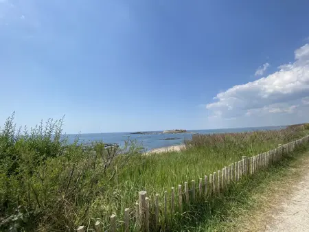 Studio rénové avec balcon vue mer, WIFI, proche plage et commerces - 2 pers - Photo 4