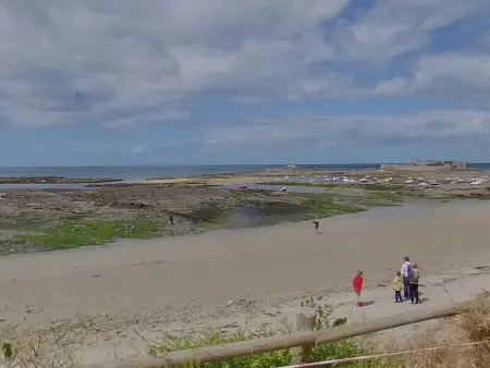 Studio rénové avec balcon vue mer, WIFI, proche plage et commerces - 2 pers - Photo 8