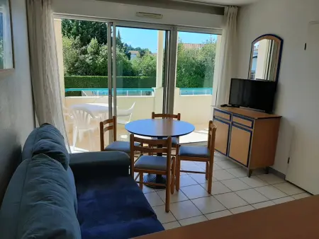Appartement à Ciboure avec Terrasse, Piscine Chauffée et Parking - Idéal Golf et Plage - Photo 2