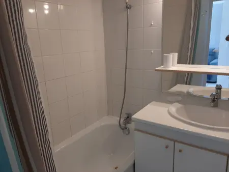 Appartement à Ciboure avec Terrasse, Piscine Chauffée et Parking - Idéal Golf et Plage - Photo 9