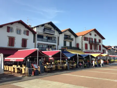 Appartement à Ciboure avec Terrasse, Piscine Chauffée et Parking - Idéal Golf et Plage - Photo 12