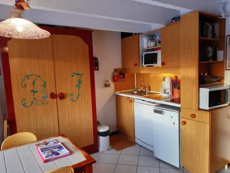 Studio cosy avec terrasse, proche des pistes - Chamrousse - Photo 2