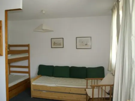 Appartement 2 pièces proche pistes avec balcon et ascenseur - Photo 2