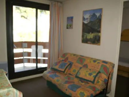 Appartement cosy au pied des pistes avec balcon, proche commodités - Photo 1