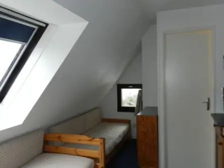 Studio mansardé au pied des pistes, balcon, ski-in/ski-out, 50m ESF et commerces - Photo 1