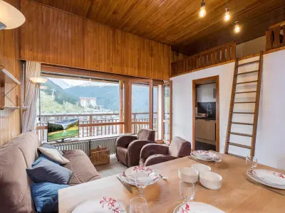 Appartement à Courchevel 1650, Studio lumineux avec mezzanine, terrasse ensoleillée et accès pistes au centre de Courchevel - L959615