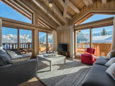 Chalet à Courchevel 1550, Chalet 5 étoiles près des pistes avec jacuzzi et sauna - L831083