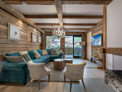 Appartement à Val d'Isère, Appartement Centre Val d'Isère - Sauna, Parking, WiFi - L881952