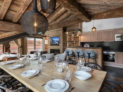 Chalet à Val d'Isère, Chalet luxueux avec 5 chambres, hammam, cheminée et grande terrasse au cœur de Val d'Isère - L831093