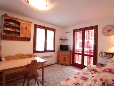 Appartement à Les Carroz d'Arâches, Appartement 2 pièces avec parking, au centre, proche commerces et pistes - L881968