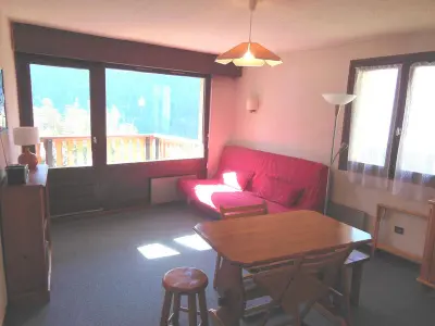 Appartement à Champagny en Vanoise, Appartement 2 pièces, 42m², 5 pers, balcon, proche pistes et commerces à Champagny-en-Vanoise - L881989