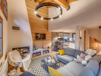 Chalet in Tignes Les Brévières,Chalet 4* à Tignes - 6 chambres, 6 sdb, Cheminée, Parking, Wi-Fi FR-1-511A-138 N°831107