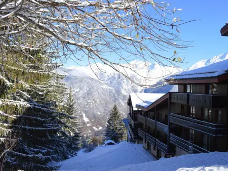 Séjour familial à Courchevel avec balcon et casier à skis - Photo 4