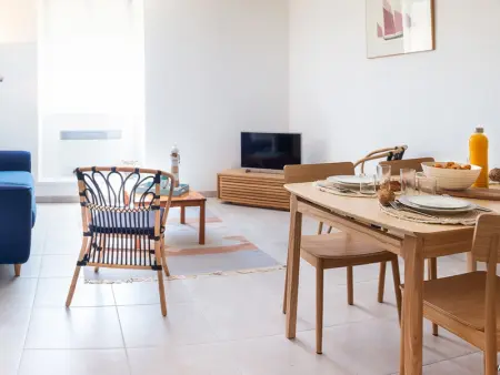 Duplex charmant T3/4 à 150m des criques, court commune, proche bourg à Port-Louis - Photo 1