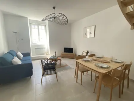 Duplex charmant T3/4 à 150m des criques, court commune, proche bourg à Port-Louis - Photo 4