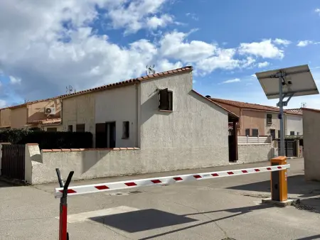 Maison cosy avec accès plage, clim, parking et terrasse - 4 personnes - Photo 10