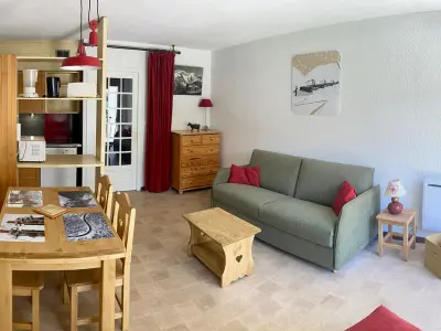 Appartement à Valloire, **Studio cabine 4 pers, sud, proche télécabine Crêt de la Brive, centre Valloire** - L882127