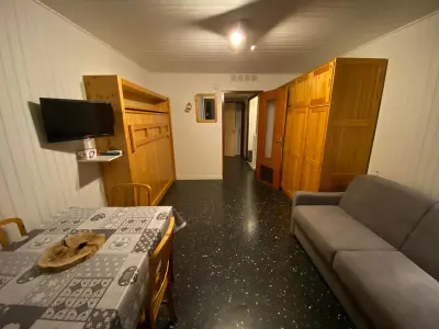 Appartement à Valloire, Studio 4 personnes 2* en centre de Valloire, à 140m des pistes, balcon est. - L966534