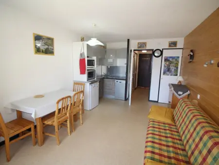 Appartement studio cabine bien rénové à 100m des pistes avec parking - Auris en Oisans - Photo 4