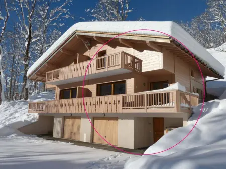 Demi-chalet moderne avec poêle, garage, proche pistes - 6-8 personnes - Photo 15