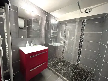 Appartement cosy 4 pers, vue mer, à 50m de la plage - Photo 8