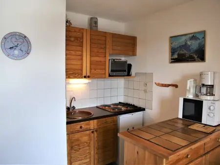 Appartement 2 pièces cabine, 100m pistes, parking gratuit - Photo 4