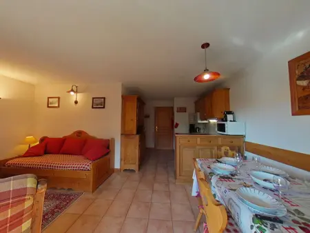 Appt 3 pièces, 6 couchages, proche commerces et pistes, parking inclus, animaux admis - Photo 3