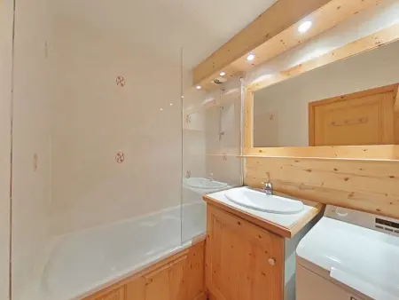 Appt 3 pièces, 6 couchages, proche commerces et pistes, parking inclus, animaux admis - Photo 12