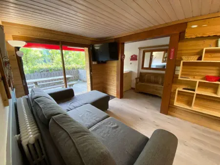 Appartement cosy 6 personnes avec grande terrasse et parking, près des activités - Photo 2