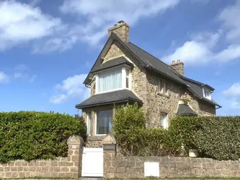 Haus in Trégastel,Maison bretonne rénovée, proche mer, plage et commerces à Trégastel, avec jardin clos et WIFI FR-1-368-6 N°831197