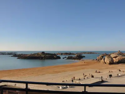 Appartement à Trégastel, Appartement terrasse bord de mer à Trégastel avec parking - L882402