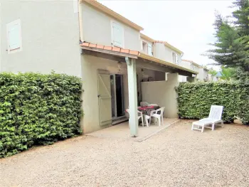 Maison à Vallon Pont d'Arc,Maison duplex avec terrasse, piscine chauffée, 6 pers., Vallon-Pont-d'Arc. FR-1-382-21 N°831233