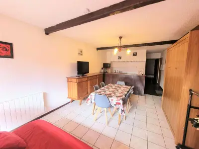 Appartement à Saint Michel de Chaillol, Charmant T2 - 6 pers - Chaillol 1600 - Balcon S/O - Parking - Animaux admis - Aire de jeux - L882435