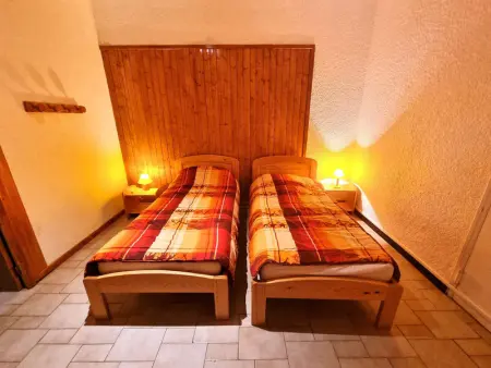 Appartement cosy à Chaillol 1600, 6-8 pers, terrasse sud, WiFi, parking proche - Photo 3