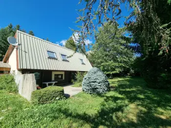 Chalet a Saint Michel de Chaillol,Chalet spacieux 10 pers, 4 chambres, jardin, cheminée, animaux OK, ménage fin séjour option FR-1-393-38 N°831240