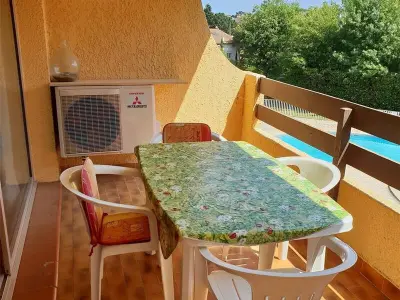 Appartement à Argelès sur Mer, Appartement T3 climatisé avec piscine, parking privé, proche plage - Argelès-sur-Mer - L943441