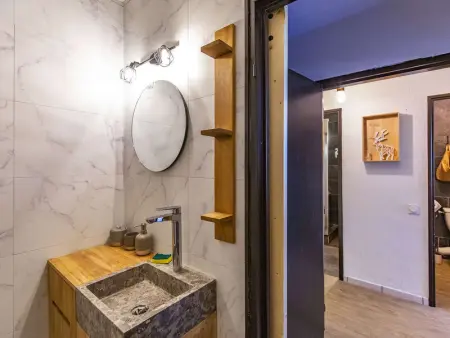 Appartement chaleureux 8 pers, 3 chambres, proche pistes à Eaux-Bonnes - Photo 11