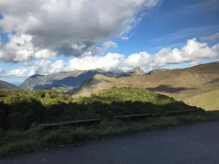 Appartement chaleureux 8 pers, 3 chambres, proche pistes à Eaux-Bonnes - Photo 15