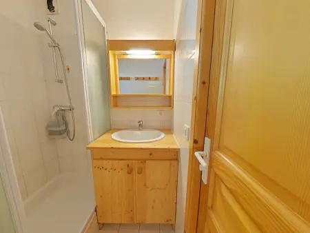 Appartement 2 Pièces Cabine avec Balcon Sud - Proche Pistes et Commerces - Photo 10