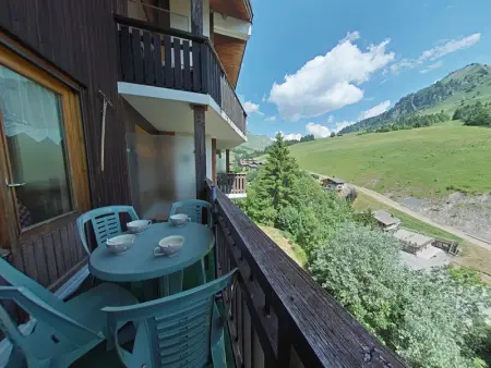 Charmant 2 pièces + mezzanine, centre Chinaillon, balcon sud, parking privé - Photo 15