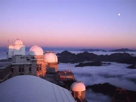 Studio 5 pers avec lave-vaisselle, lave-linge, balcon, proche pistes - Centre station La Mongie - Photo 14