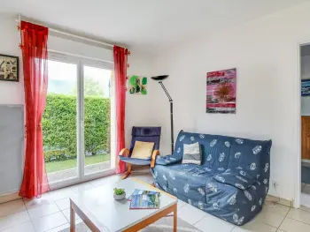 Wohnung in Esquièze Sère,T3 calme 6 pers, terrasse, jardinet, proche commodités FR-1-402-24 N°882588