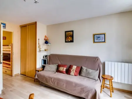 Studio cabine à Esquièze-Sère pour 6 avec balcon, vue montagne et parking - Photo 4