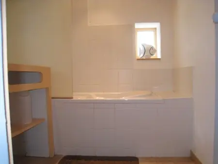 Maison rénovée près plage, 6 couchages, terrasse, BBQ, parking, internet inclus - Photo 17