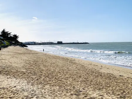 Maison rénovée près plage, 6 couchages, terrasse, BBQ, parking, internet inclus - Photo 22